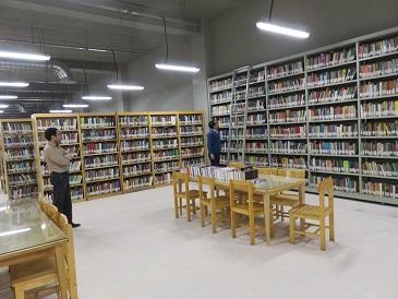 بازدید کارشناسان ایمنی و بهداشت از کتابخانه مرکزی دانشگاه